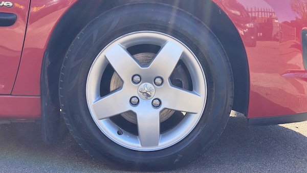 Used Peugeot 207 2010 for sale - 76219265: Photo 13