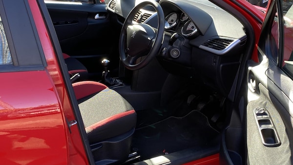 Used Peugeot 207 2010 for sale - 76219265: Photo 15