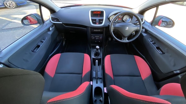 Used Peugeot 207 2010 for sale - 76219265: Photo 32