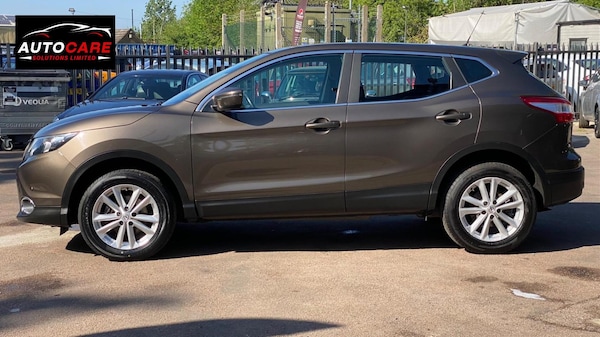 Used Nissan Qashqai 2017 for sale - 75518943: Photo 4