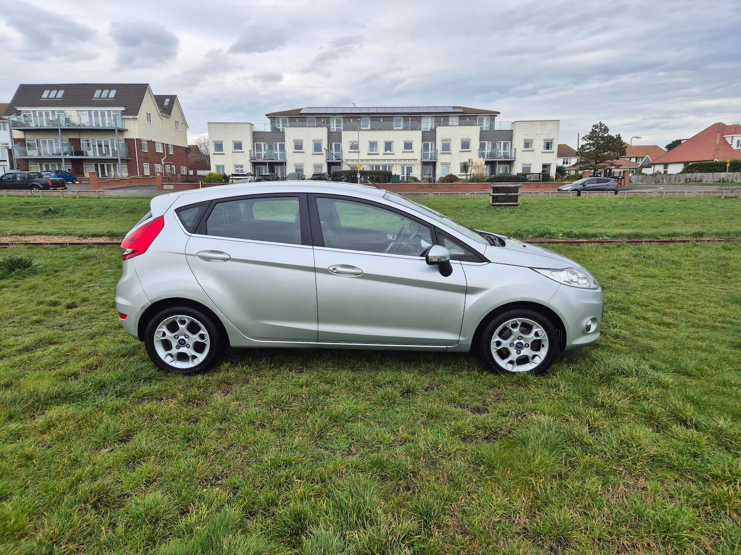 Used Ford Fiesta 2012 for sale - 77158057: Photo 2