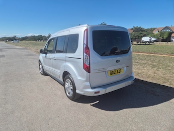 Used Ford Tourneo Connect 2021 for sale - 75587017: Photo