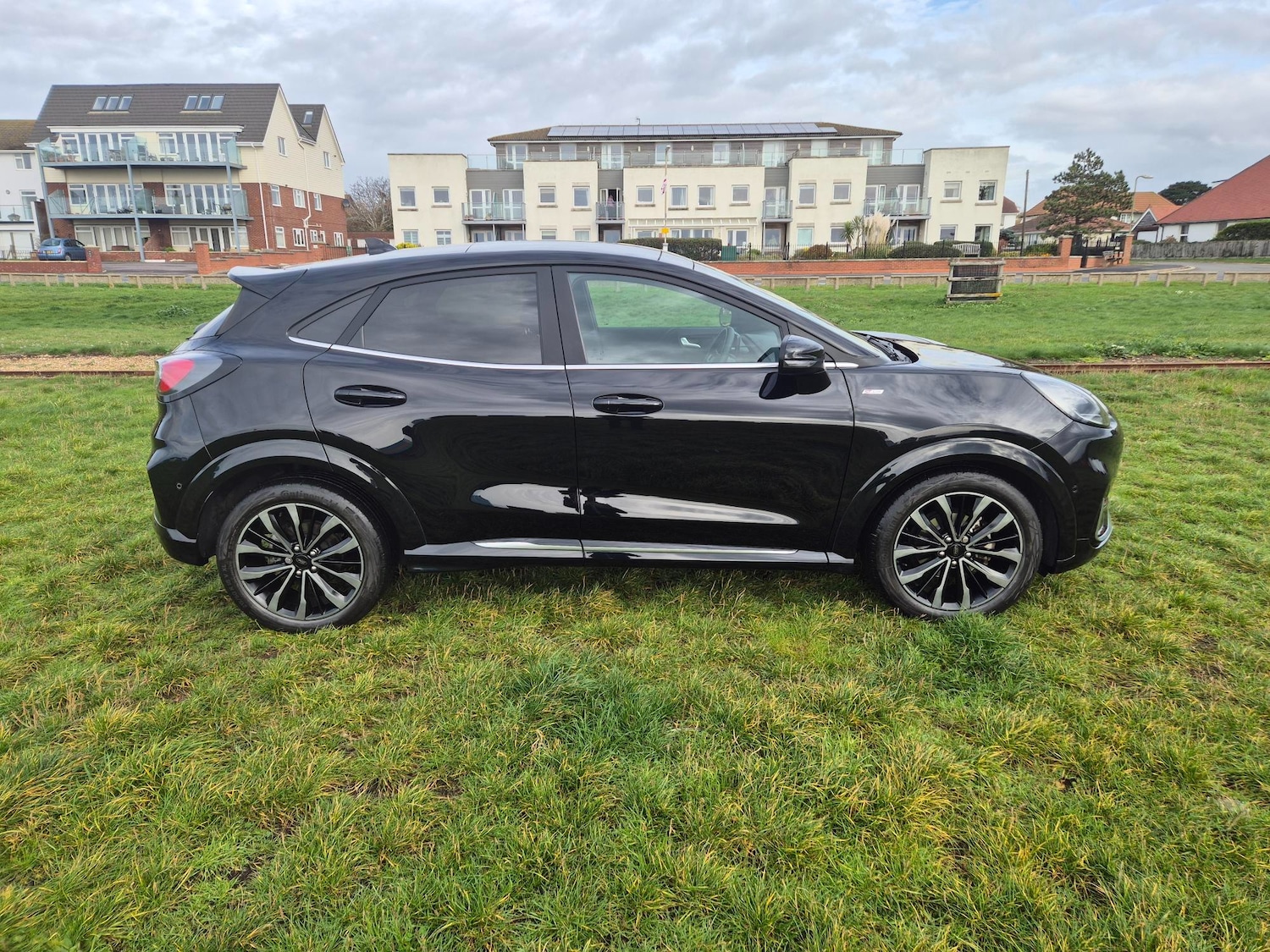 Used Ford Puma 2023 for sale - 76390288: Photo 2