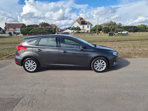 Used Ford Focus 2018 for sale - 75694685: Photo 2