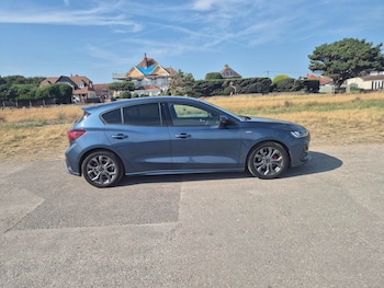 Used Ford Focus 2025 for sale - 78997458: Photo