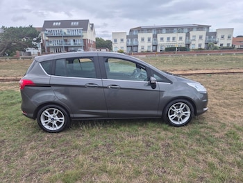 Ford - B-MAX