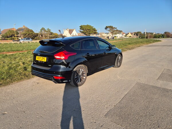 Used Ford Focus 2017 for sale - 74650613: Photo 5