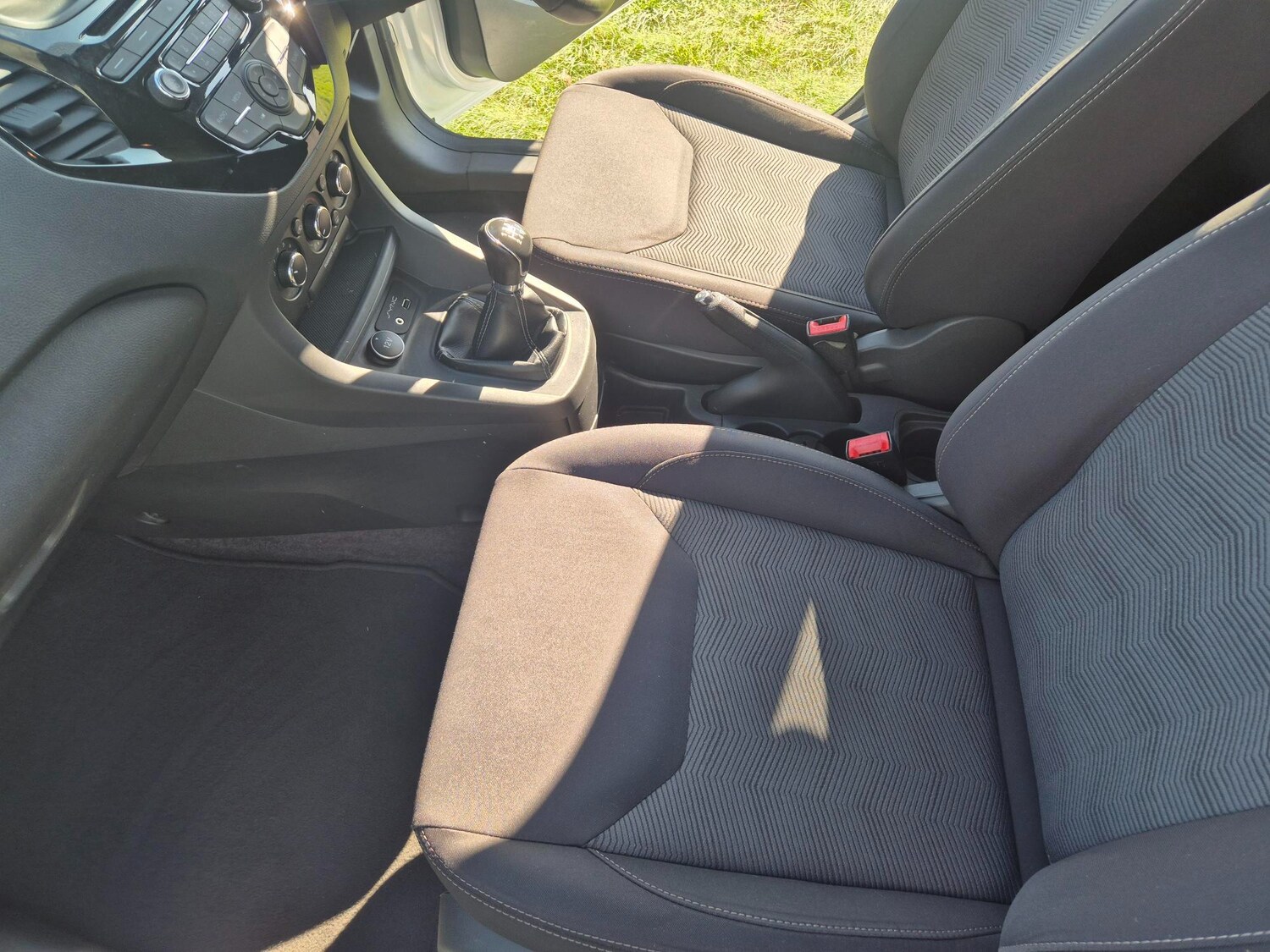 Used Ford Ka+ 2018 for sale - 76134141: Photo 8