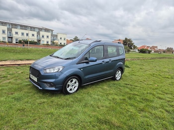 Used Ford Tourneo Courier 2019 for sale - 76057857: Photo