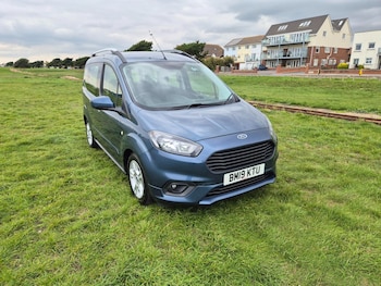 Used Ford Tourneo Courier 2019 for sale - 76057857: Photo