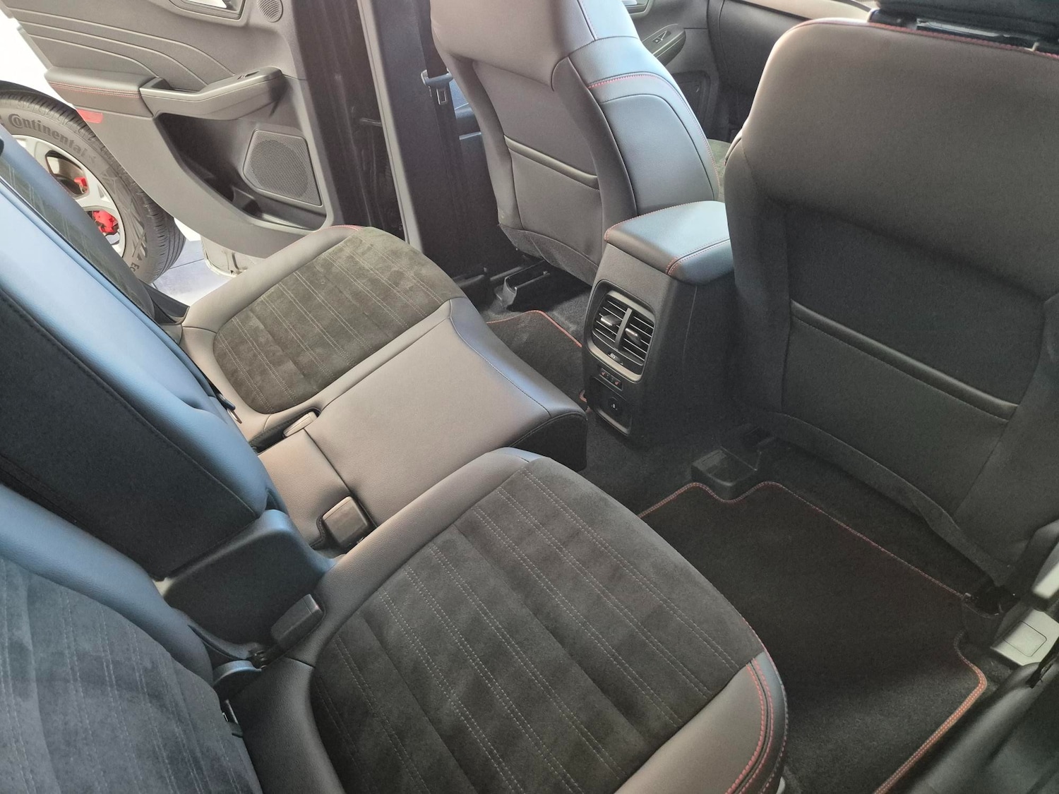 Used Ford Kuga 2022 for sale - 77048347: Photo 3