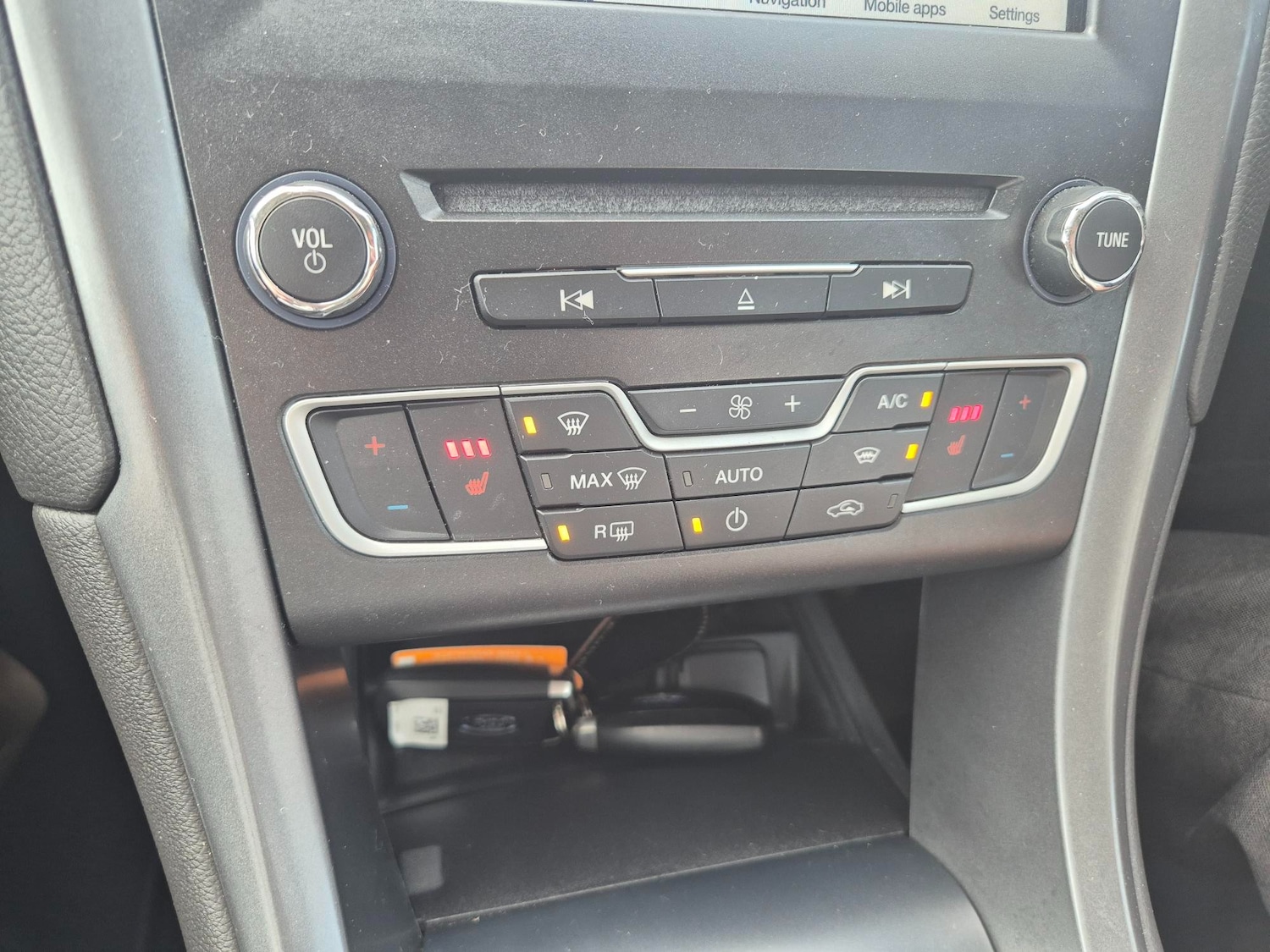 Used Ford Mondeo 2018 for sale - 77069401: Photo 18