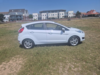Used Ford Fiesta 2014 for sale - 79531251: Photo