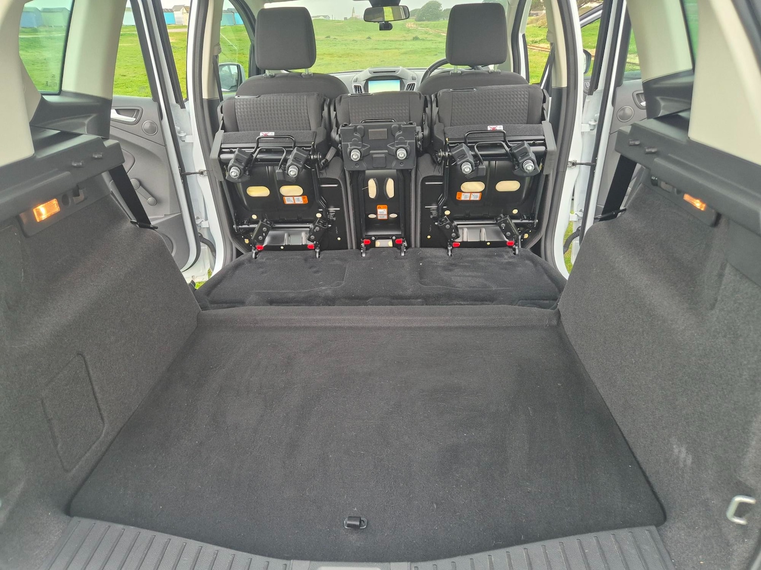 Used Ford C-Max 2015 for sale - 76434553: Photo 12