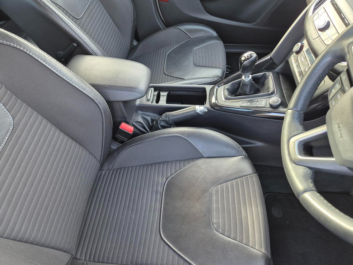 Used Ford Focus 2017 for sale - 77307748: Photo 8