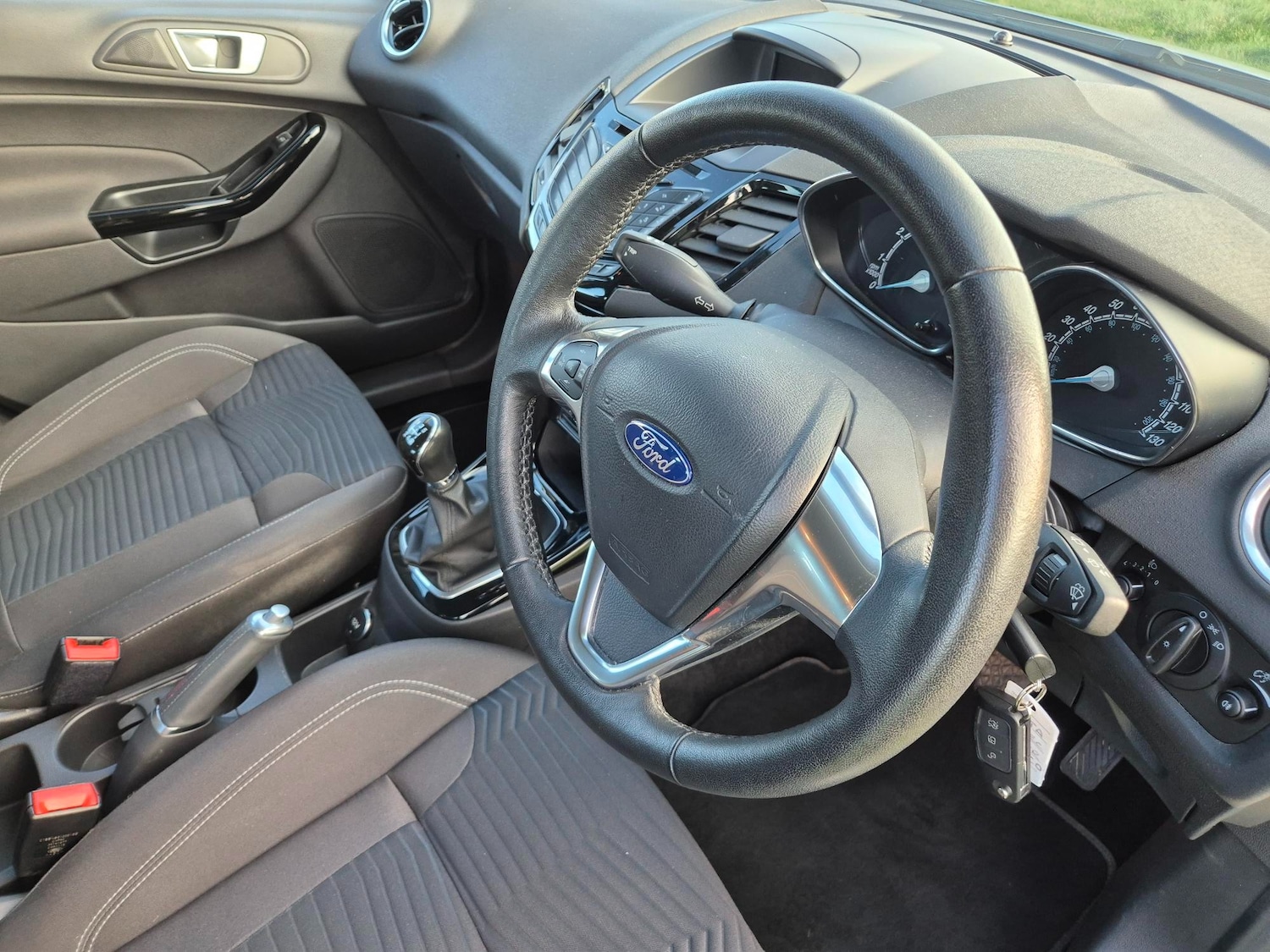 Used Ford Fiesta 2015 for sale - 76635030: Photo 17