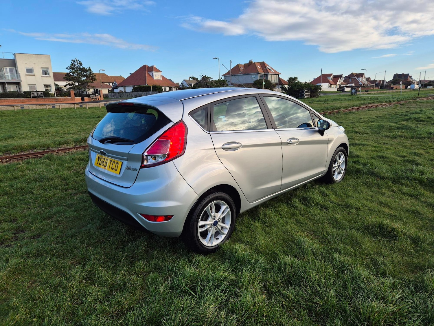 Used Ford Fiesta 2015 for sale - 76635030: Photo 6