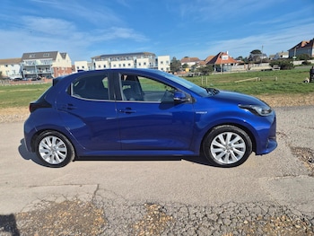 Used Toyota Yaris 2021 for sale - 77798064: Photo