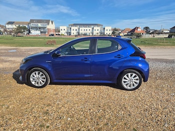 Used Toyota Yaris 2021 for sale - 77798064: Photo