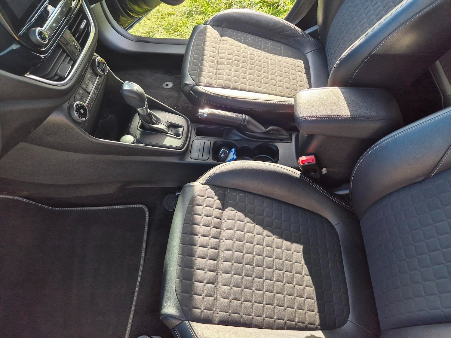 Used Ford Fiesta 2019 for sale - 76830818: Photo 8