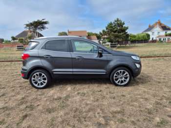 2019 (69) - TITANIUM 5-Door AUTOMATIC Petrol