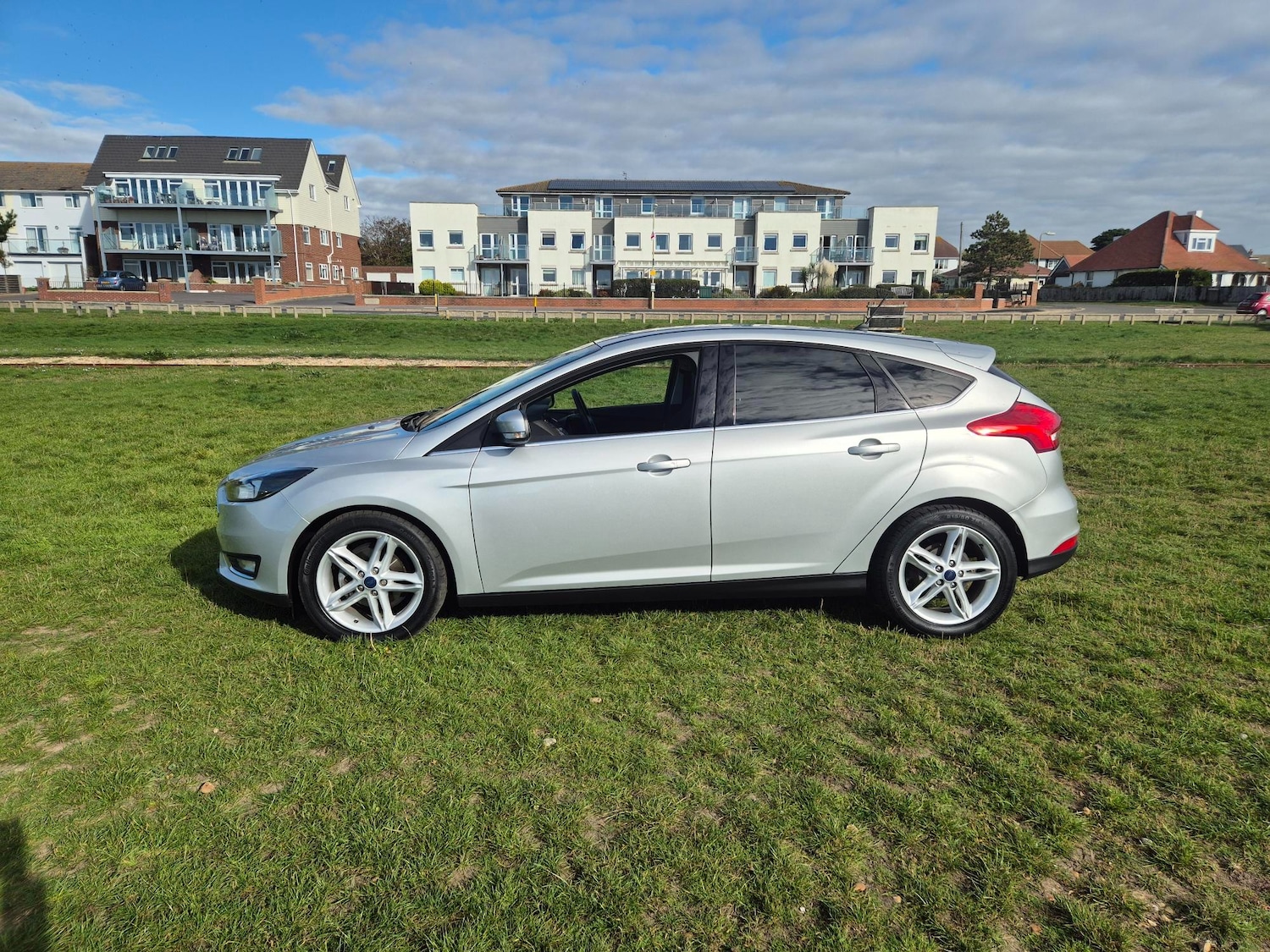 Used Ford Focus 2018 for sale - 76281095: Photo 2