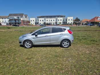 2017 (17) - ZETEC 1.2 Petrol 5 Door