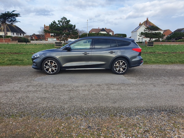 Used Ford Focus 2019 for sale - 72248562: Photo 1