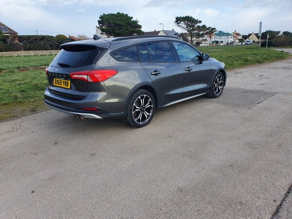 Used Ford Focus 2019 for sale - 72248562: Photo 3