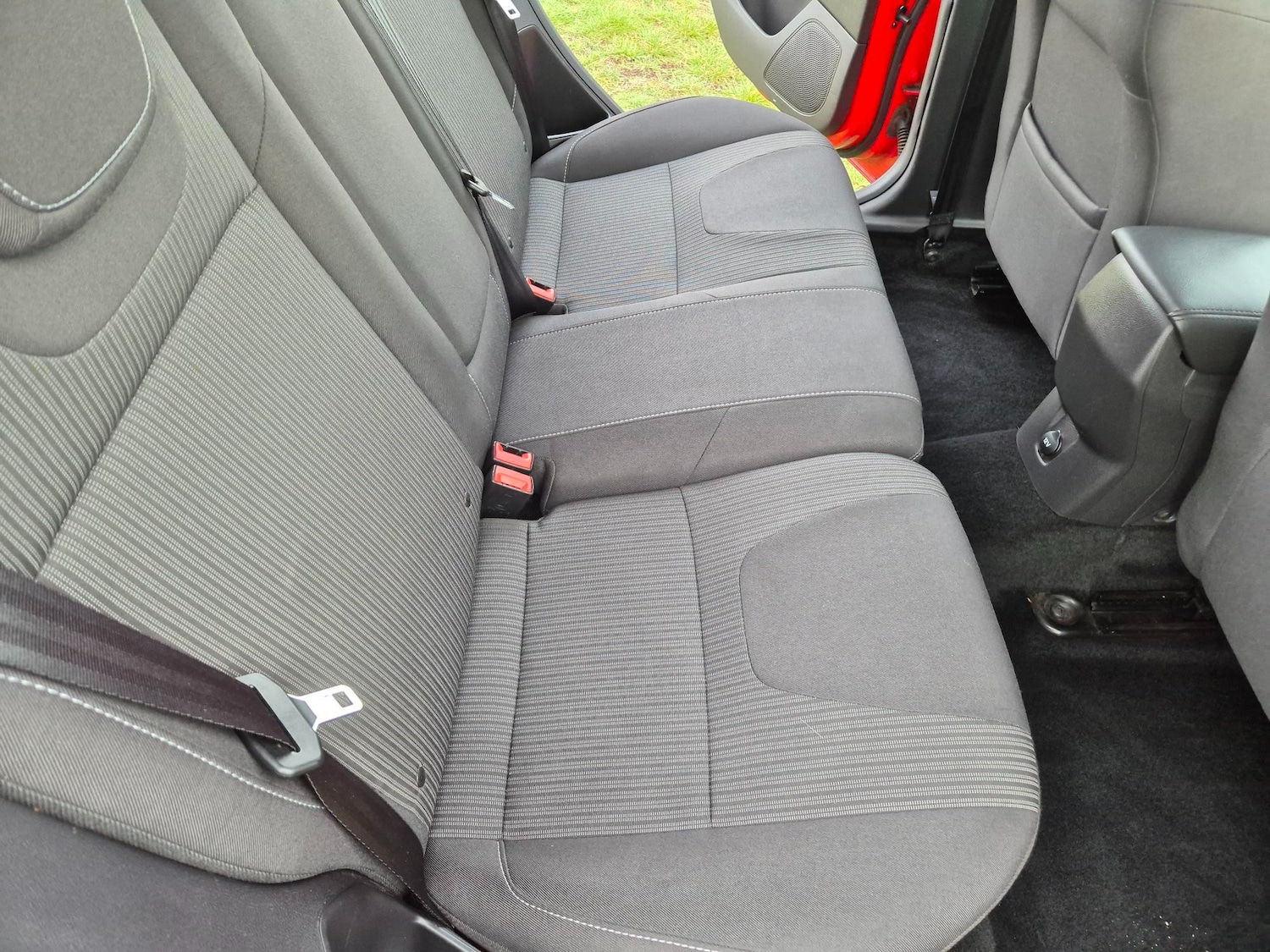 Used Ford Focus 2013 for sale - 76445601: Photo 9