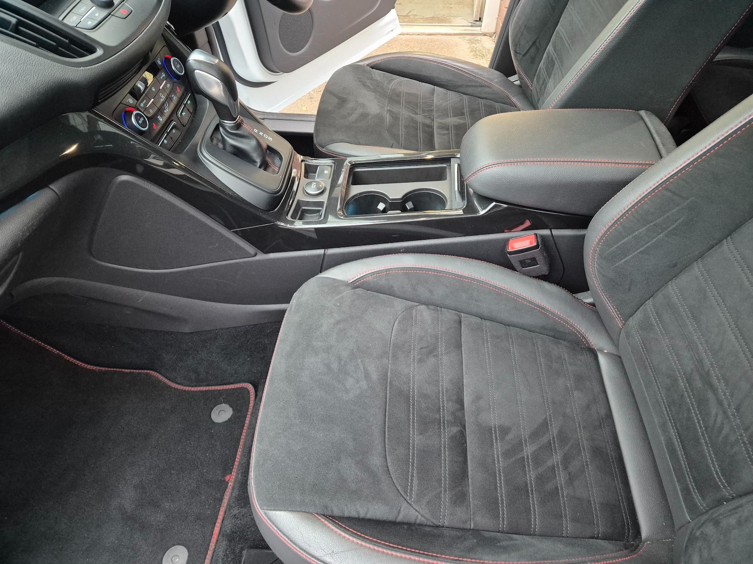 Used Ford Kuga 2018 for sale - 77037508: Photo 8