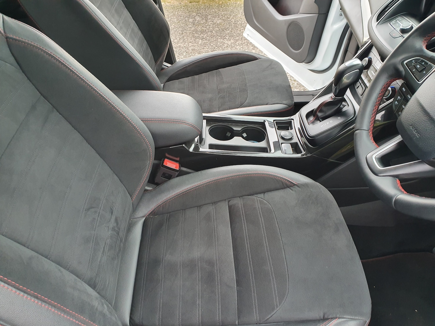 Used Ford Kuga 2018 for sale - 77037508: Photo 9