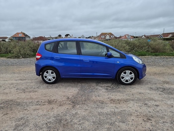 Used Honda Jazz 2015 for sale - 78213356: Photo