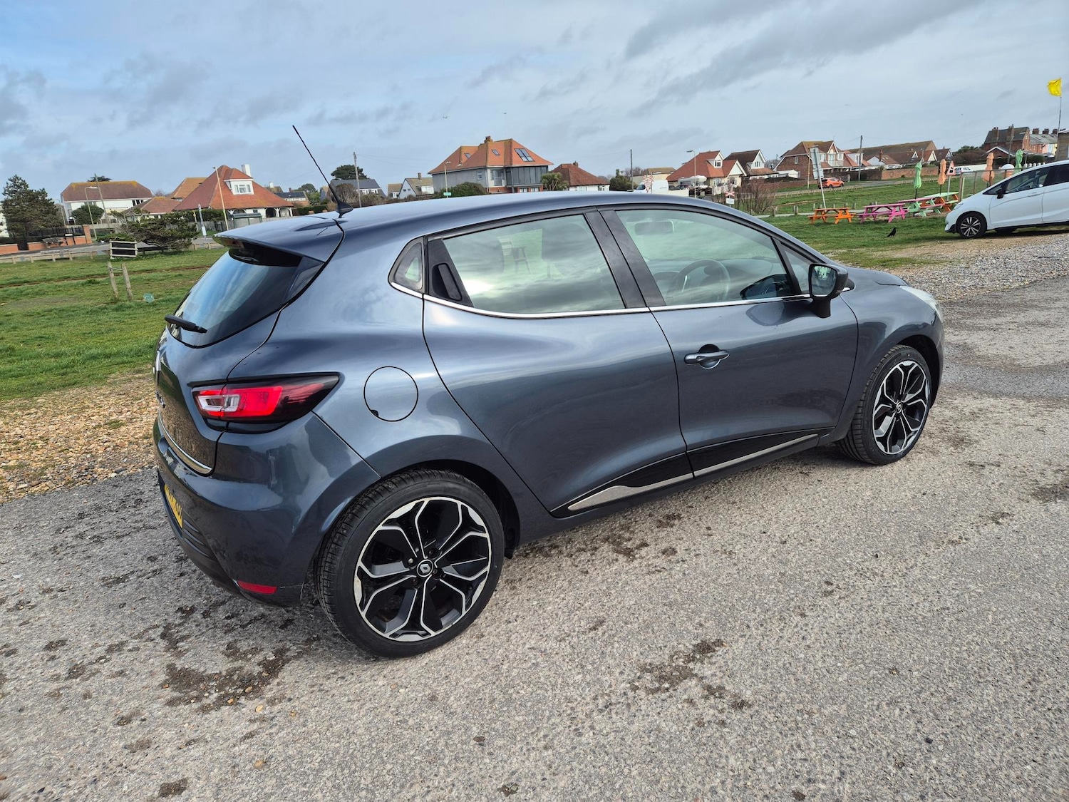 Used Renault Clio 2017 for sale - 77641783: Photo 4