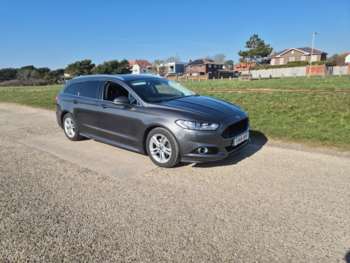 2015 (65) - TITANIUM. PETROL. AUTOMATIC. ESTATE 5-Door