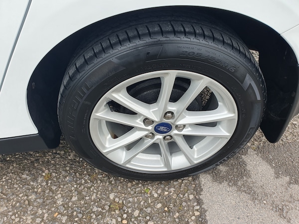 Used Ford Focus 2015 for sale - 72352296: Photo 14
