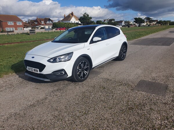 Used Ford Focus 2020 for sale - 69146489: Photo 3