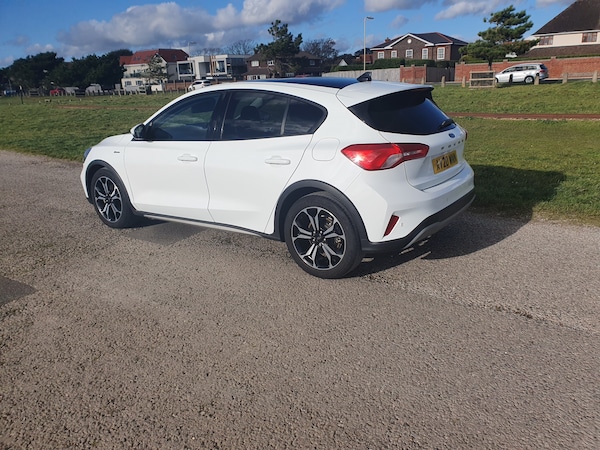 Used Ford Focus 2020 for sale - 69146489: Photo 7