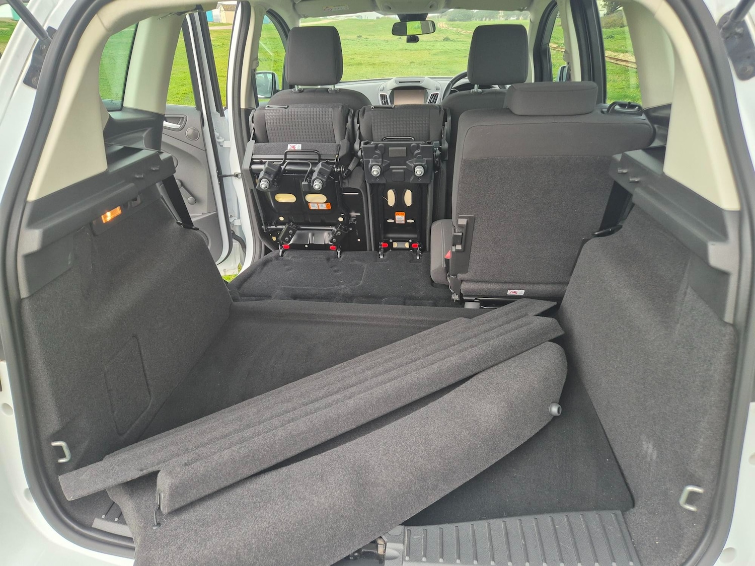 Used Ford C-Max 2016 for sale - 77026704: Photo 14