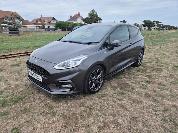 Used Ford Fiesta 2018 for sale - 75608378: Photo 3