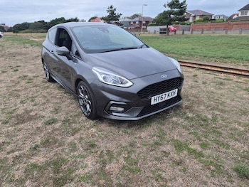 Used Ford Fiesta 2018 for sale - 75608378: Photo