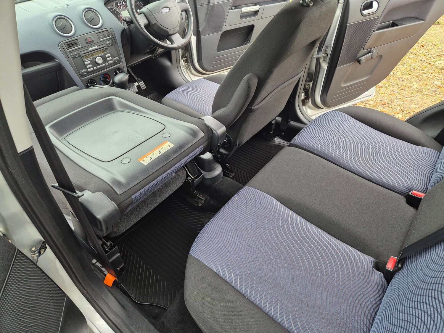 Used Ford Fusion 2010 for sale - 77333279: Photo 10