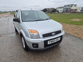 Used Ford Fusion 2010 for sale - 77333279: Photo