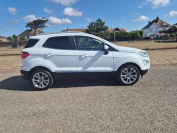 2020 (20) - TITANIUM 5-Door Petrol