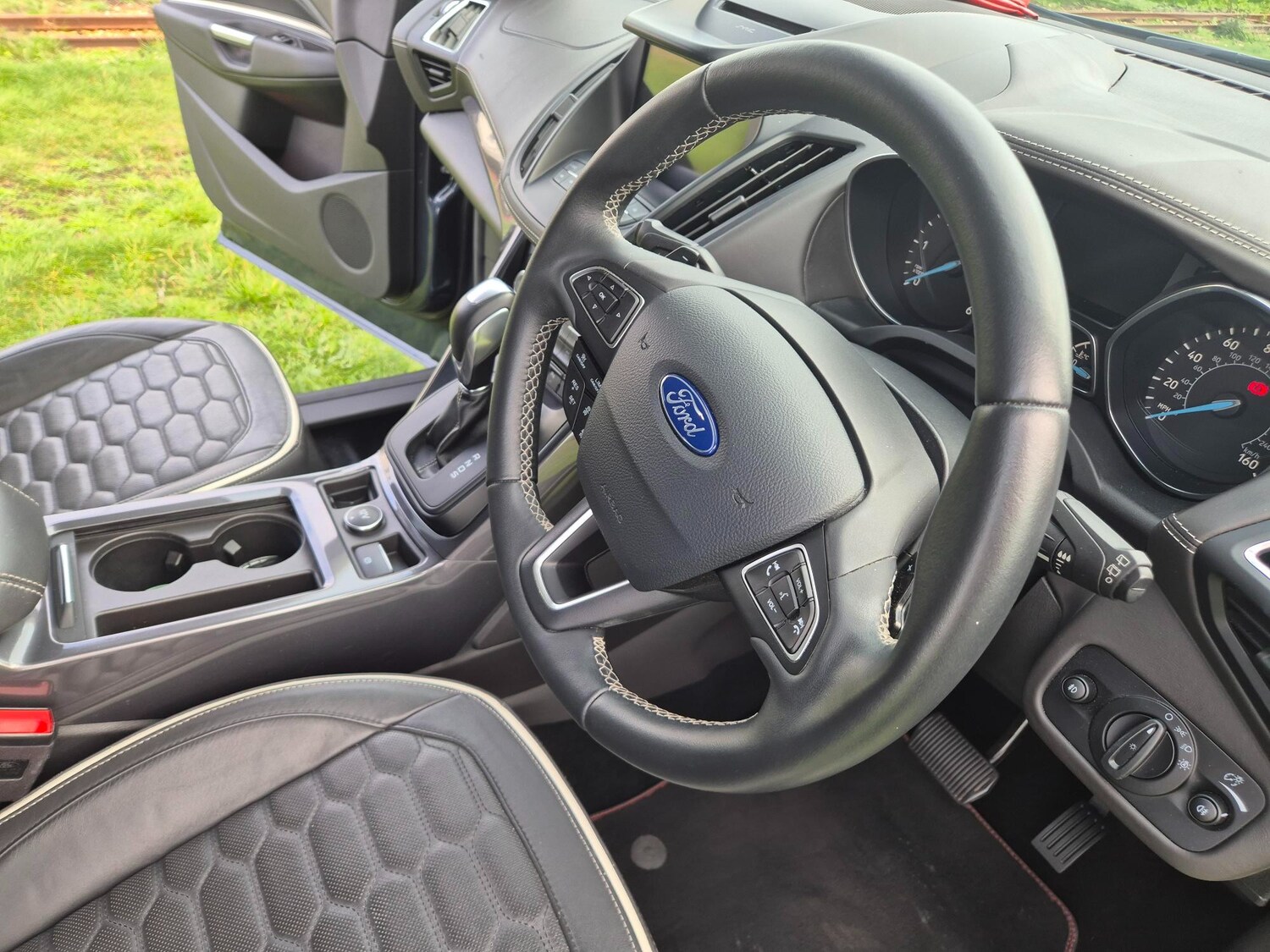 Used Ford Kuga 2019 for sale - 76324510: Photo 13