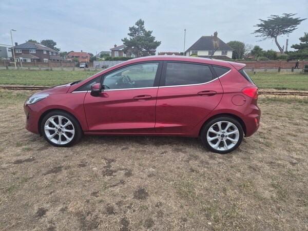 Used Ford Fiesta 2018 for sale - 75608401: Photo 1