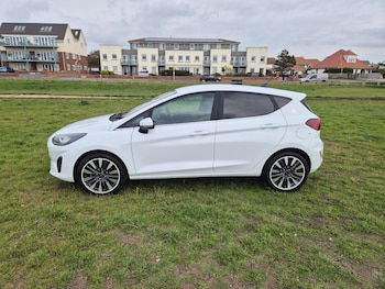 2022 (72) - Titanium X mHEV ( mild HYBRID ) AUTOMATIC Petrol 5-Door