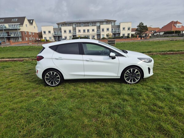 Used Ford Fiesta 2022 for sale - 76193842: Photo 2