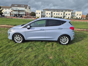 2021 (21) - Titanium mHEV (mild HYBRID ) 125PS Petrol 5 Door