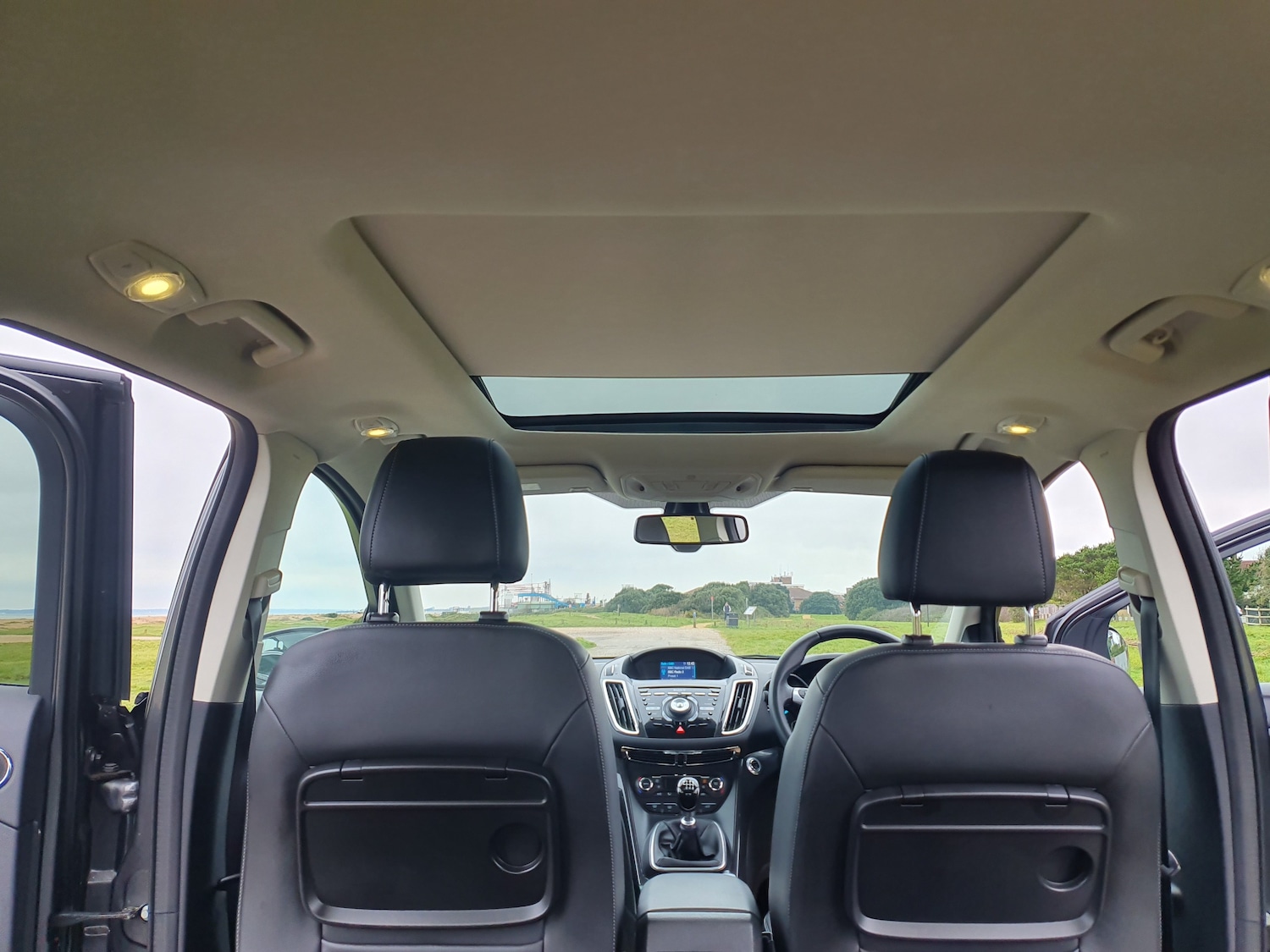 Used Ford Kuga 2015 for sale - 76390291: Photo 12